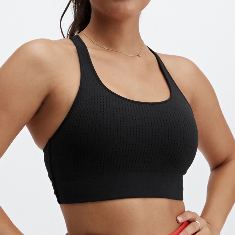 👑 2/$40 👑  Fabletics No-Bounce SculptKnit Bra